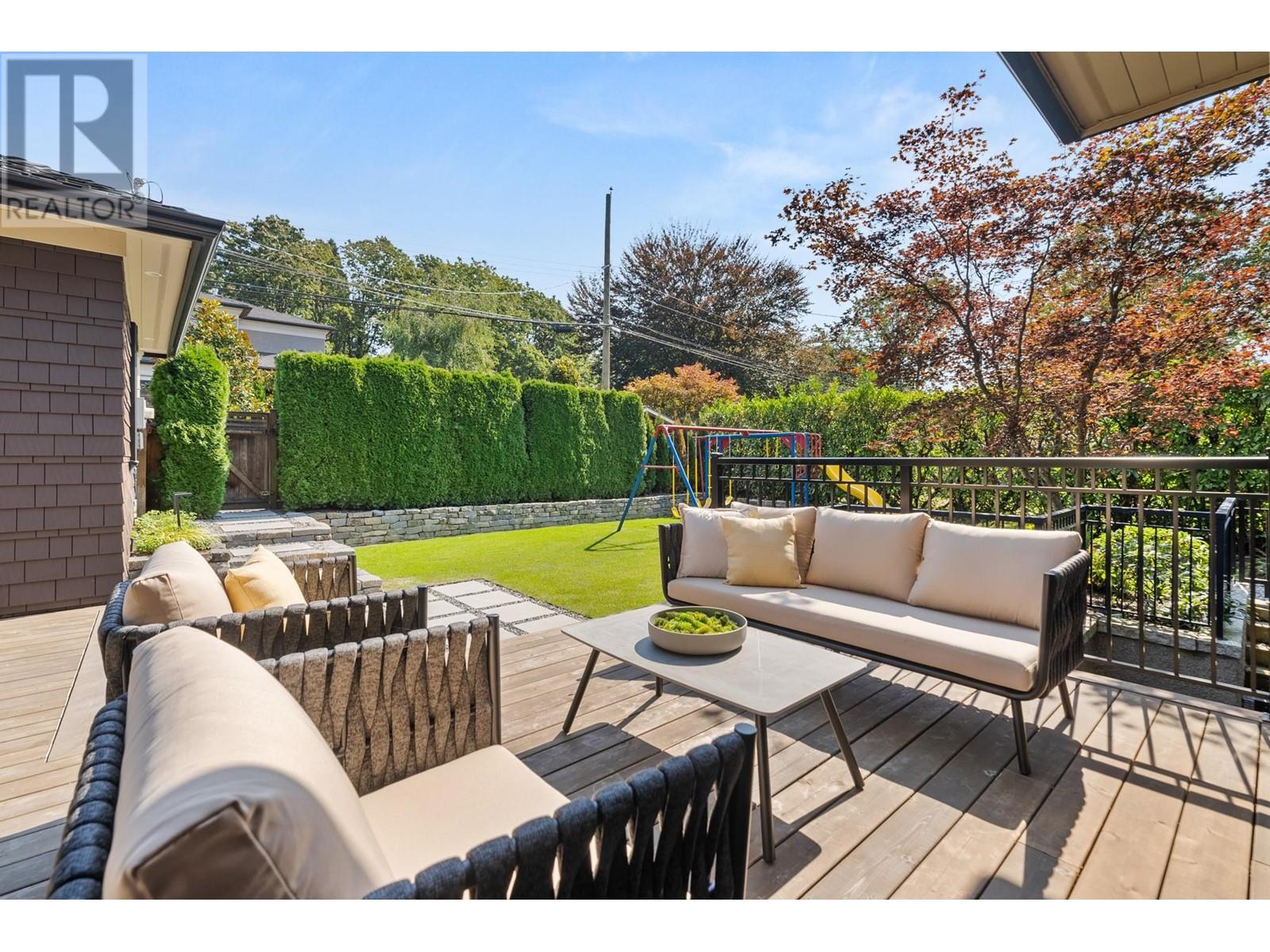 Listing Picture 22 of 40 : 6262 ANGUS DRIVE, Vancouver / 溫哥華 - 魯藝地產 Yvonne Lu Group - MLS Medallion Club Member