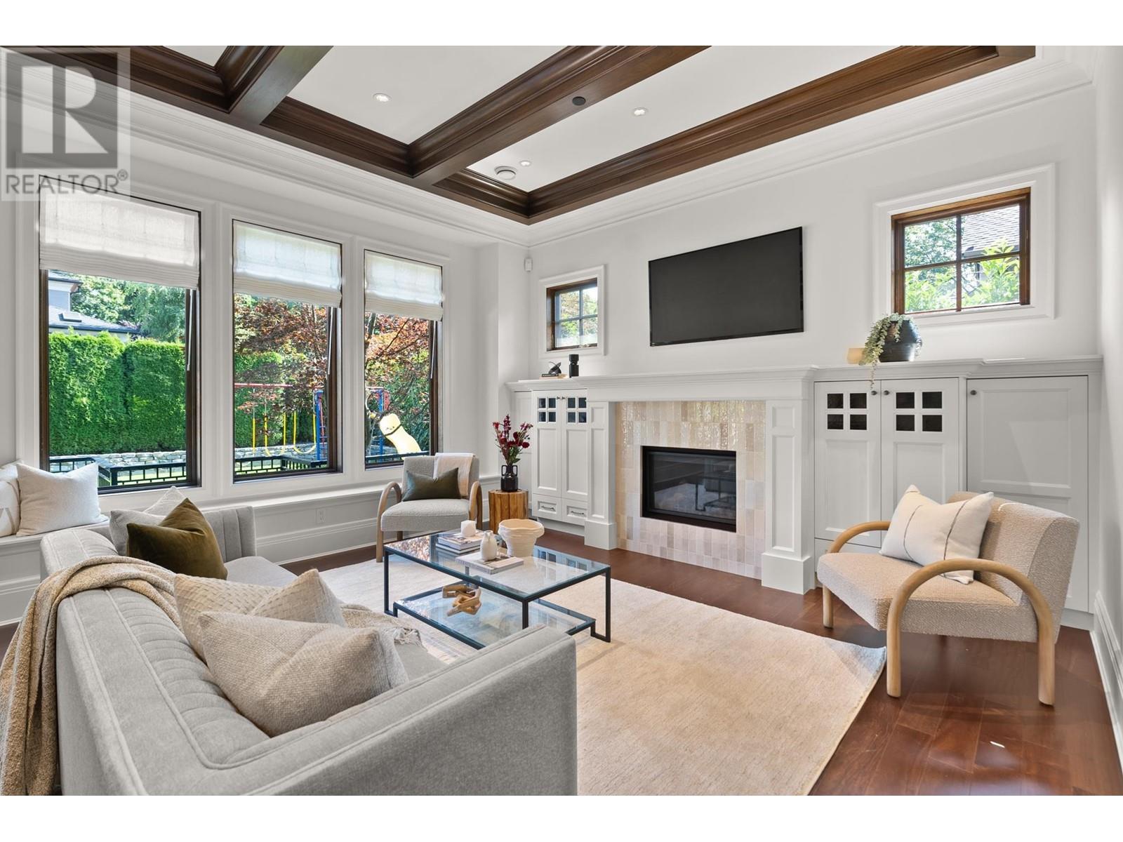 Listing Picture 12 of 40 : 6262 ANGUS DRIVE, Vancouver / 溫哥華 - 魯藝地產 Yvonne Lu Group - MLS Medallion Club Member