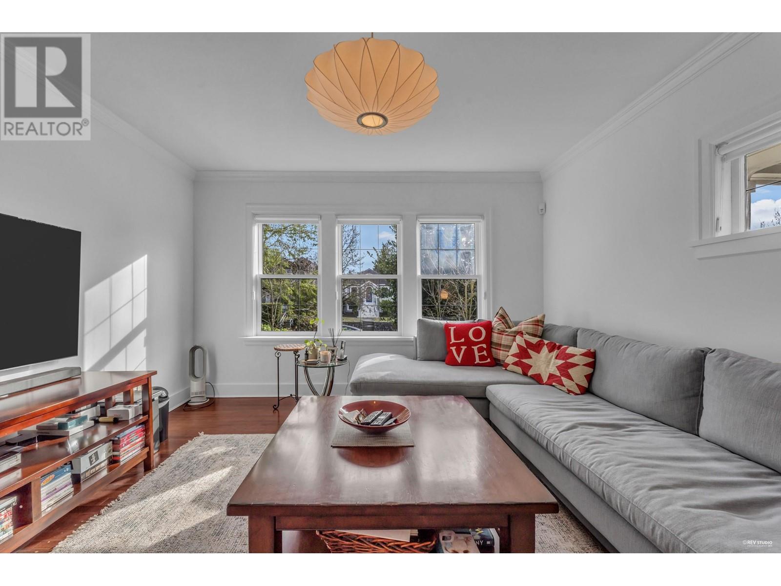 Listing Picture 18 of 40 : 295 W 23RD AVENUE, Vancouver / 溫哥華 - 魯藝地產 Yvonne Lu Group - MLS Medallion Club Member