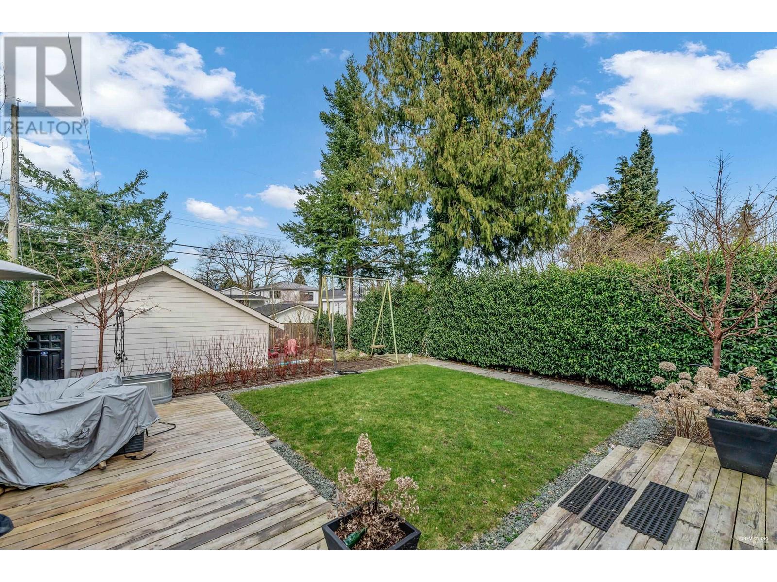 Listing Picture 34 of 40 : 295 W 23RD AVENUE, Vancouver / 溫哥華 - 魯藝地產 Yvonne Lu Group - MLS Medallion Club Member