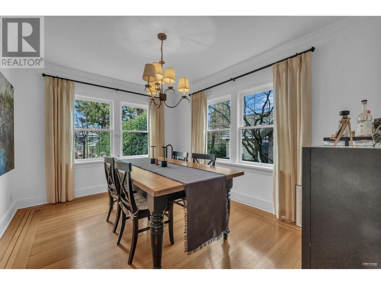 Listing Picture 7 of 40 : 295 W 23RD AVENUE, Vancouver / 溫哥華 - 魯藝地產 Yvonne Lu Group - MLS Medallion Club Member