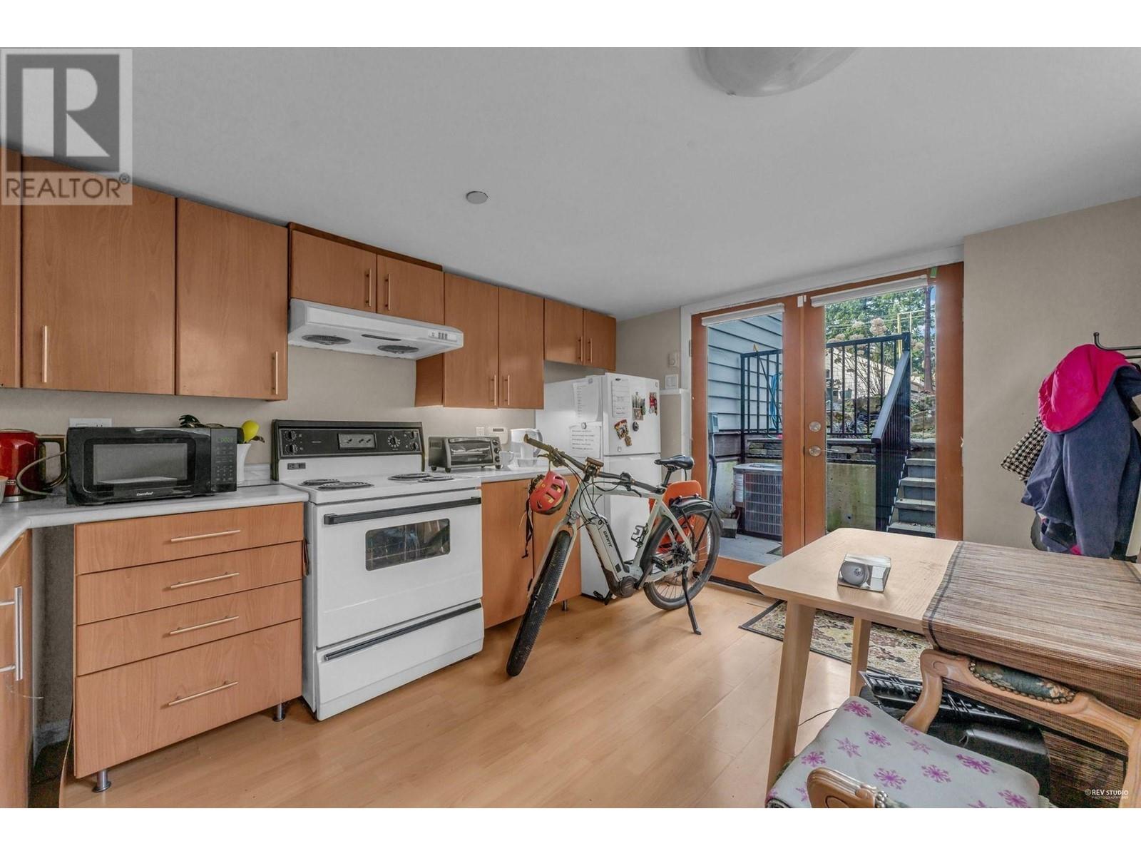 Listing Picture 26 of 40 : 295 W 23RD AVENUE, Vancouver / 溫哥華 - 魯藝地產 Yvonne Lu Group - MLS Medallion Club Member