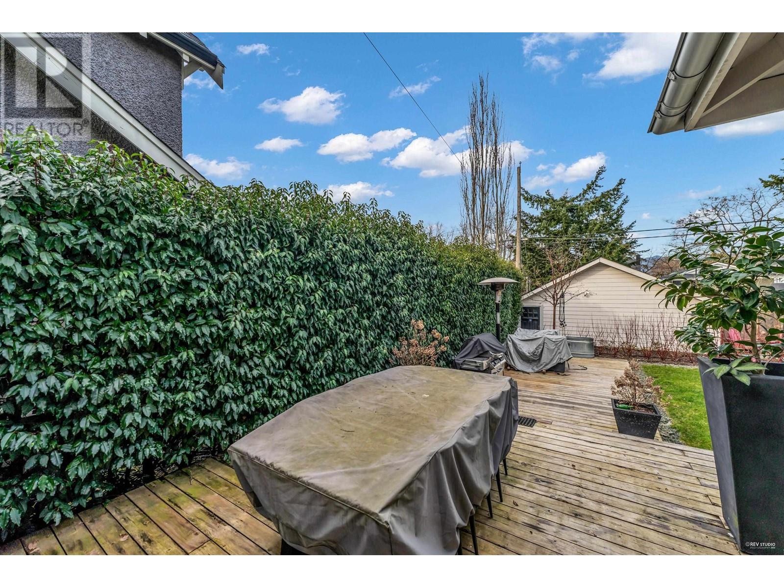 Listing Picture 37 of 40 : 295 W 23RD AVENUE, Vancouver / 溫哥華 - 魯藝地產 Yvonne Lu Group - MLS Medallion Club Member