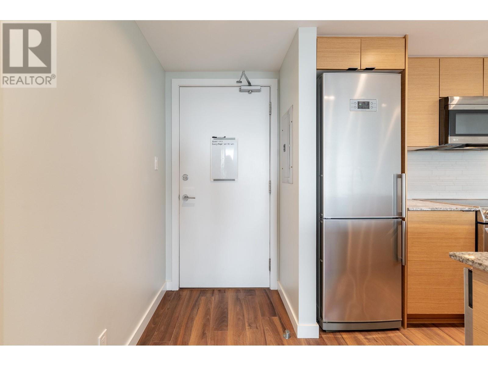 302 135 E 17th Street, North Vancouver, British Columbia  V7L 0C4 - Photo 10 - R2973590