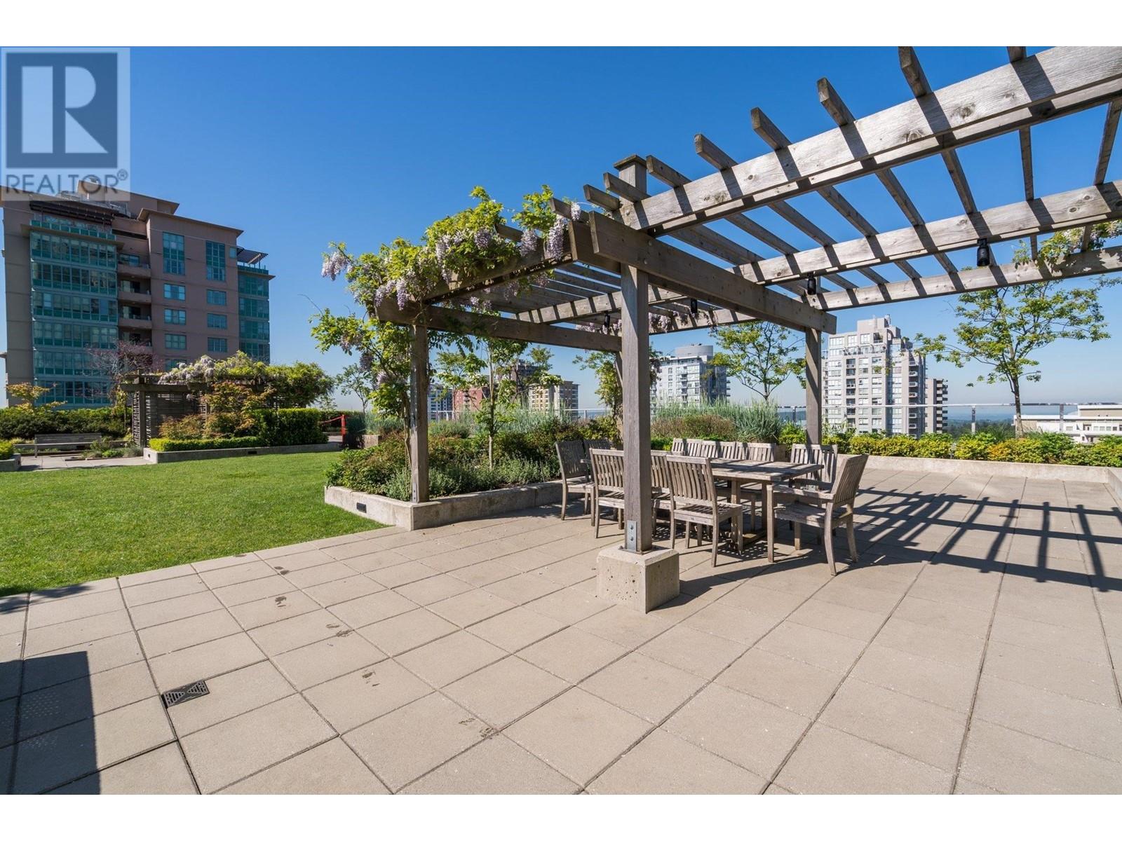 302 135 E 17th Street, North Vancouver, British Columbia  V7L 0C4 - Photo 24 - R2973590
