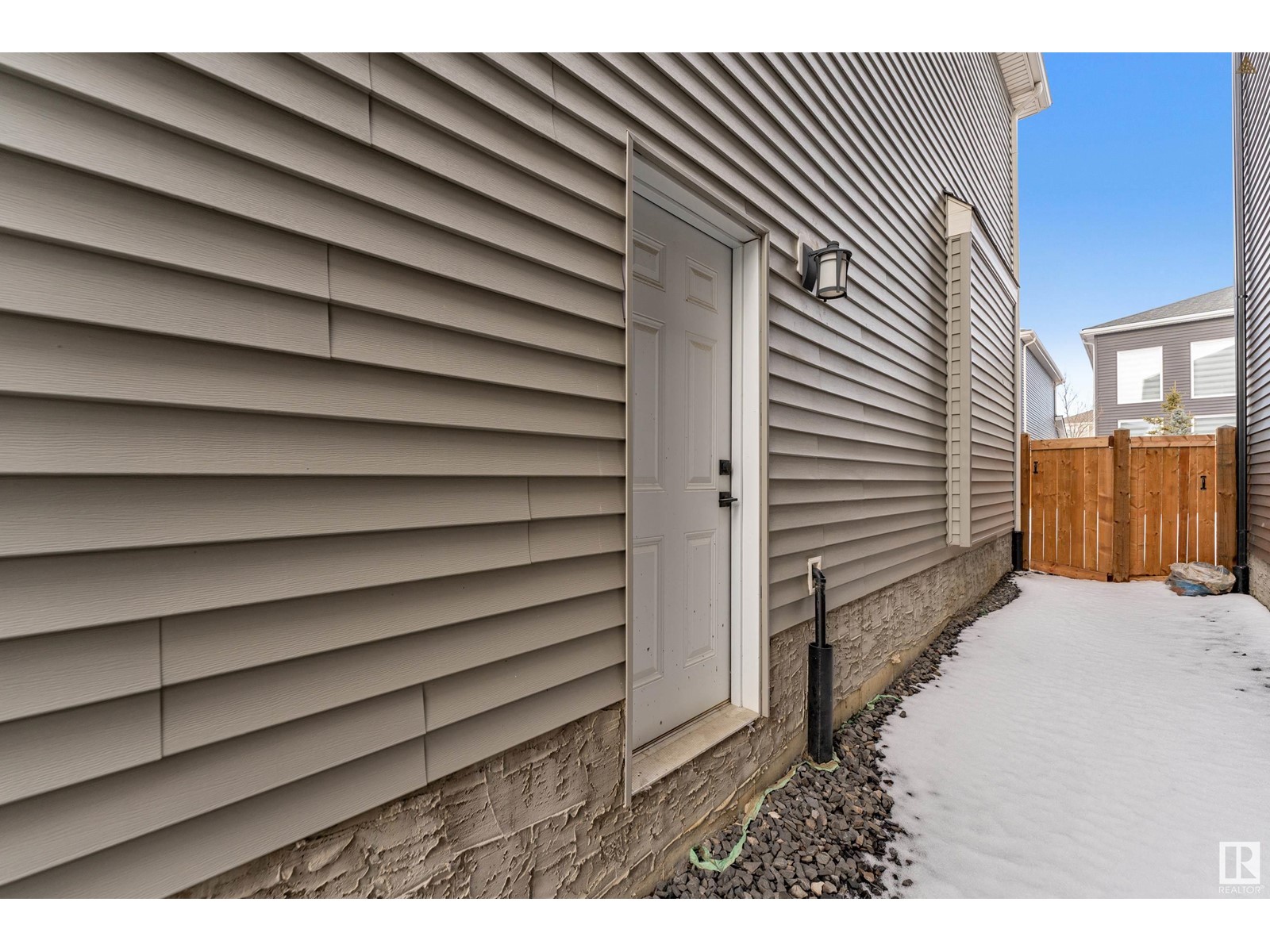 Property at 8708 MAYDAY LN SW image 4
