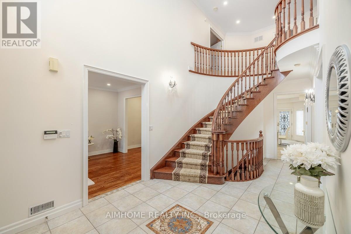 Property at 81 SOMERSET CRESCENT image 3