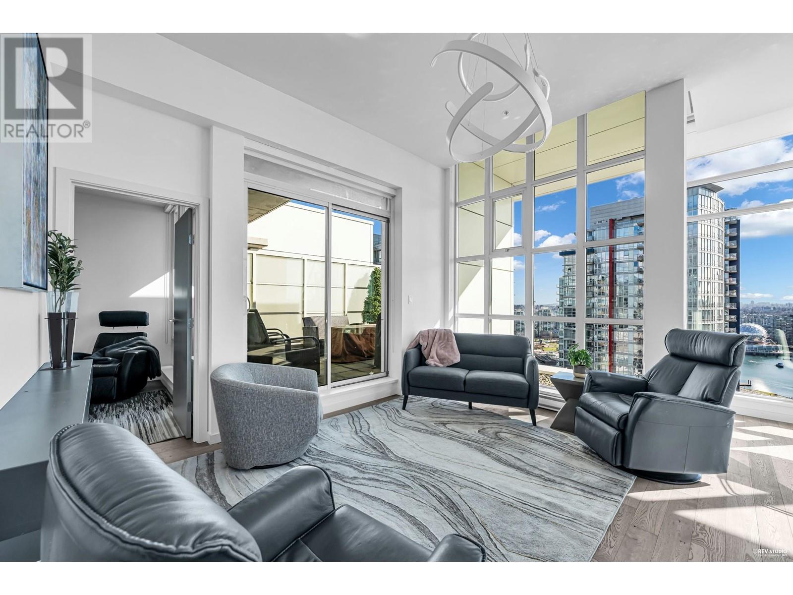 Listing Picture 7 of 40 : 2703 161 W GEORGIA STREET, Vancouver / 溫哥華 - 魯藝地產 Yvonne Lu Group - MLS Medallion Club Member