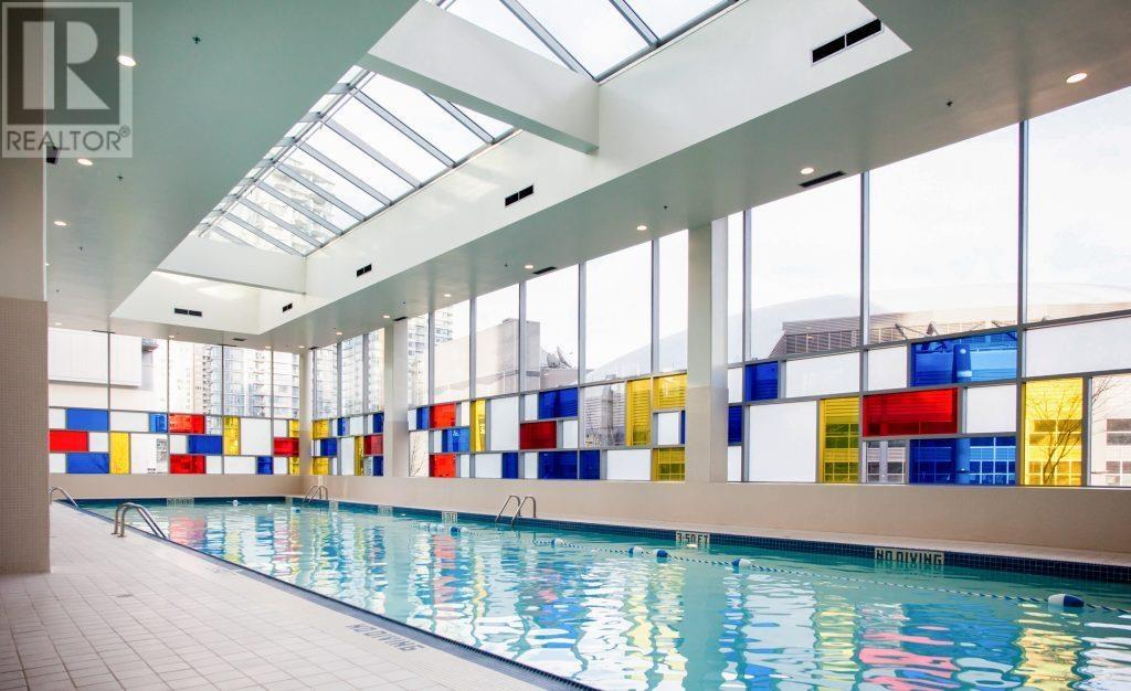 Listing Picture 37 of 40 : 2703 161 W GEORGIA STREET, Vancouver / 溫哥華 - 魯藝地產 Yvonne Lu Group - MLS Medallion Club Member