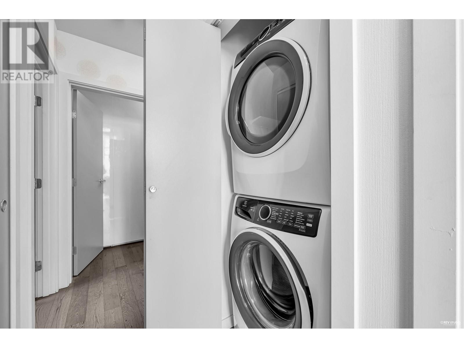 Listing Picture 30 of 40 : 2703 161 W GEORGIA STREET, Vancouver / 溫哥華 - 魯藝地產 Yvonne Lu Group - MLS Medallion Club Member