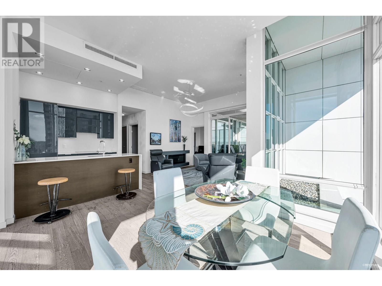 Listing Picture 17 of 40 : 2703 161 W GEORGIA STREET, Vancouver / 溫哥華 - 魯藝地產 Yvonne Lu Group - MLS Medallion Club Member