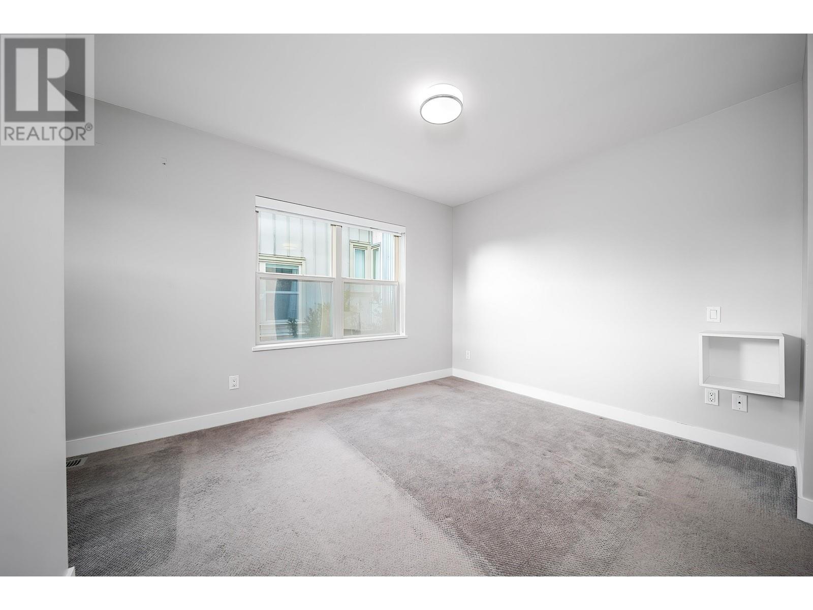 Listing Picture 15 of 31 : 4 10119 RIVER DRIVE, Richmond / 烈治文 - 魯藝地產 Yvonne Lu Group - MLS Medallion Club Member