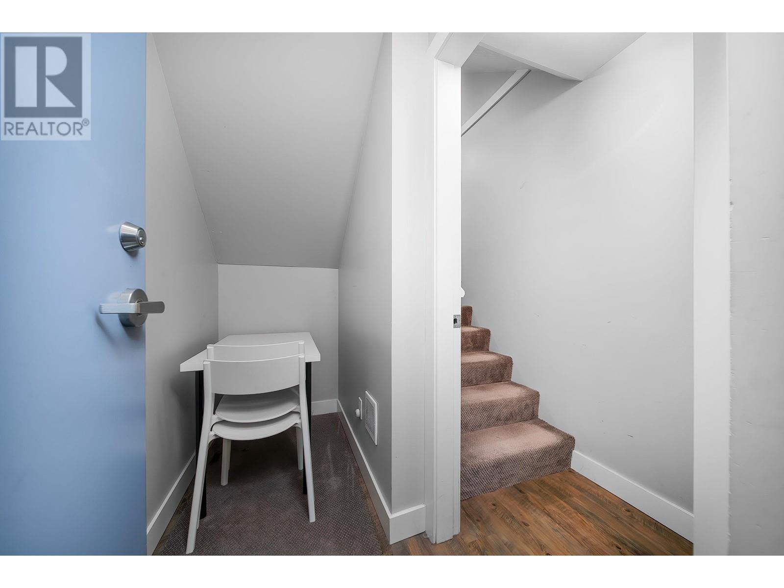 Listing Picture 18 of 31 : 4 10119 RIVER DRIVE, Richmond / 烈治文 - 魯藝地產 Yvonne Lu Group - MLS Medallion Club Member