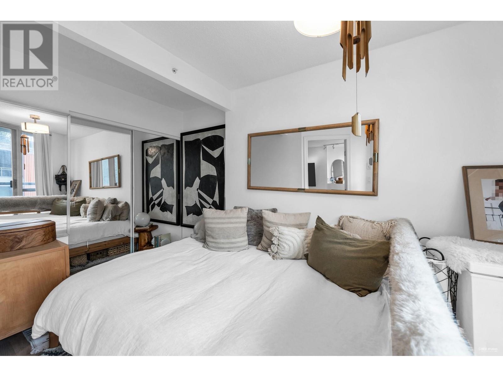 Listing Picture 11 of 33 : 606 501 PACIFIC STREET, Vancouver / 溫哥華 - 魯藝地產 Yvonne Lu Group - MLS Medallion Club Member