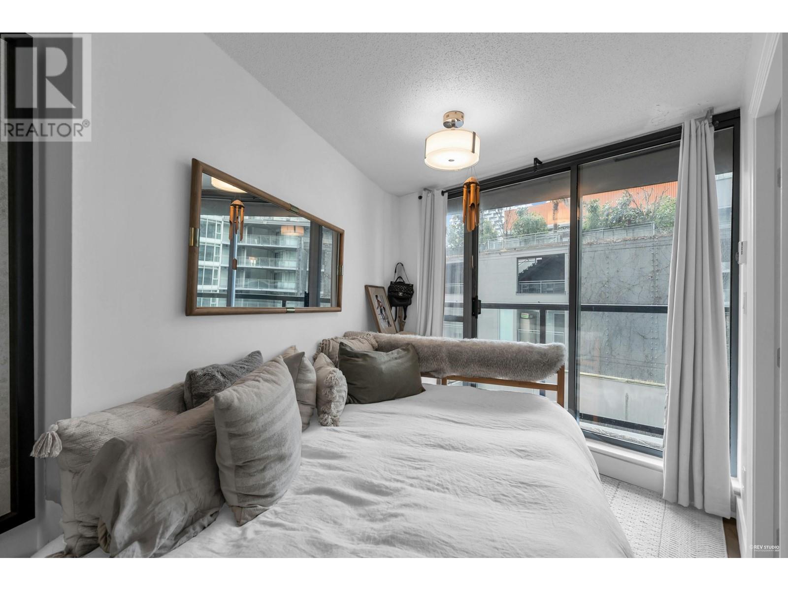 Listing Picture 14 of 33 : 606 501 PACIFIC STREET, Vancouver / 溫哥華 - 魯藝地產 Yvonne Lu Group - MLS Medallion Club Member