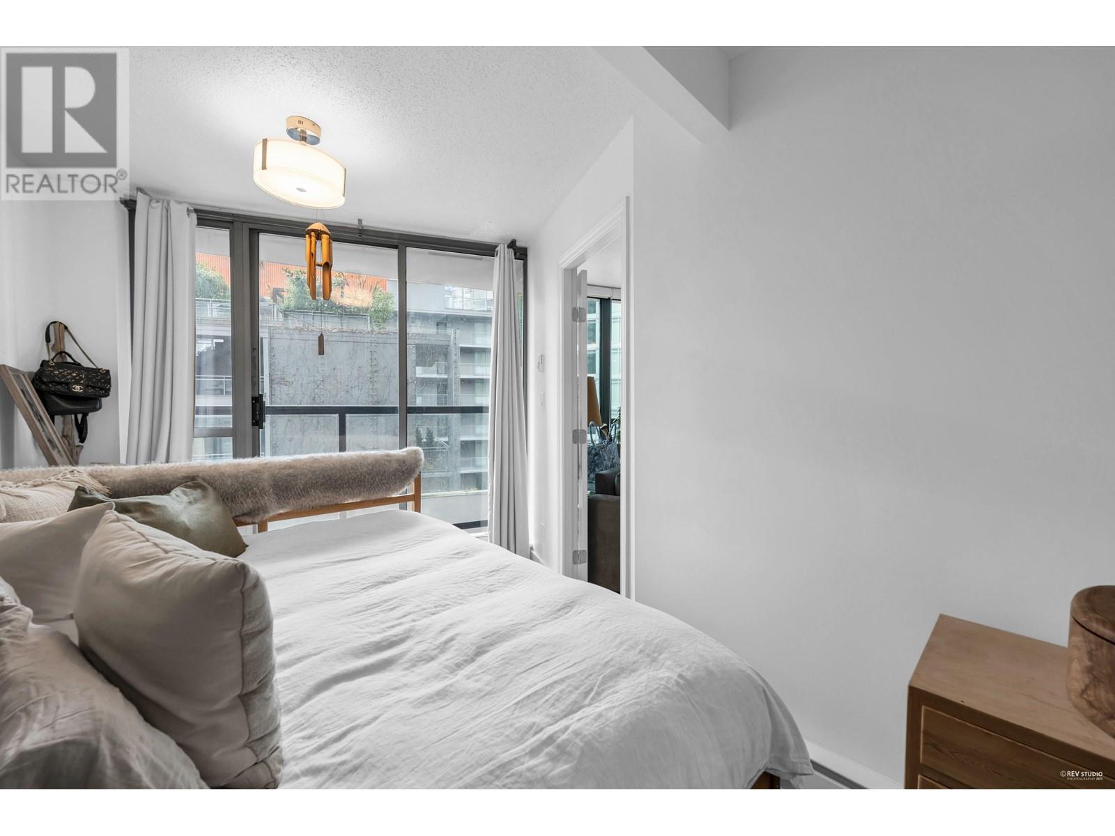 Listing Picture 13 of 33 : 606 501 PACIFIC STREET, Vancouver / 溫哥華 - 魯藝地產 Yvonne Lu Group - MLS Medallion Club Member