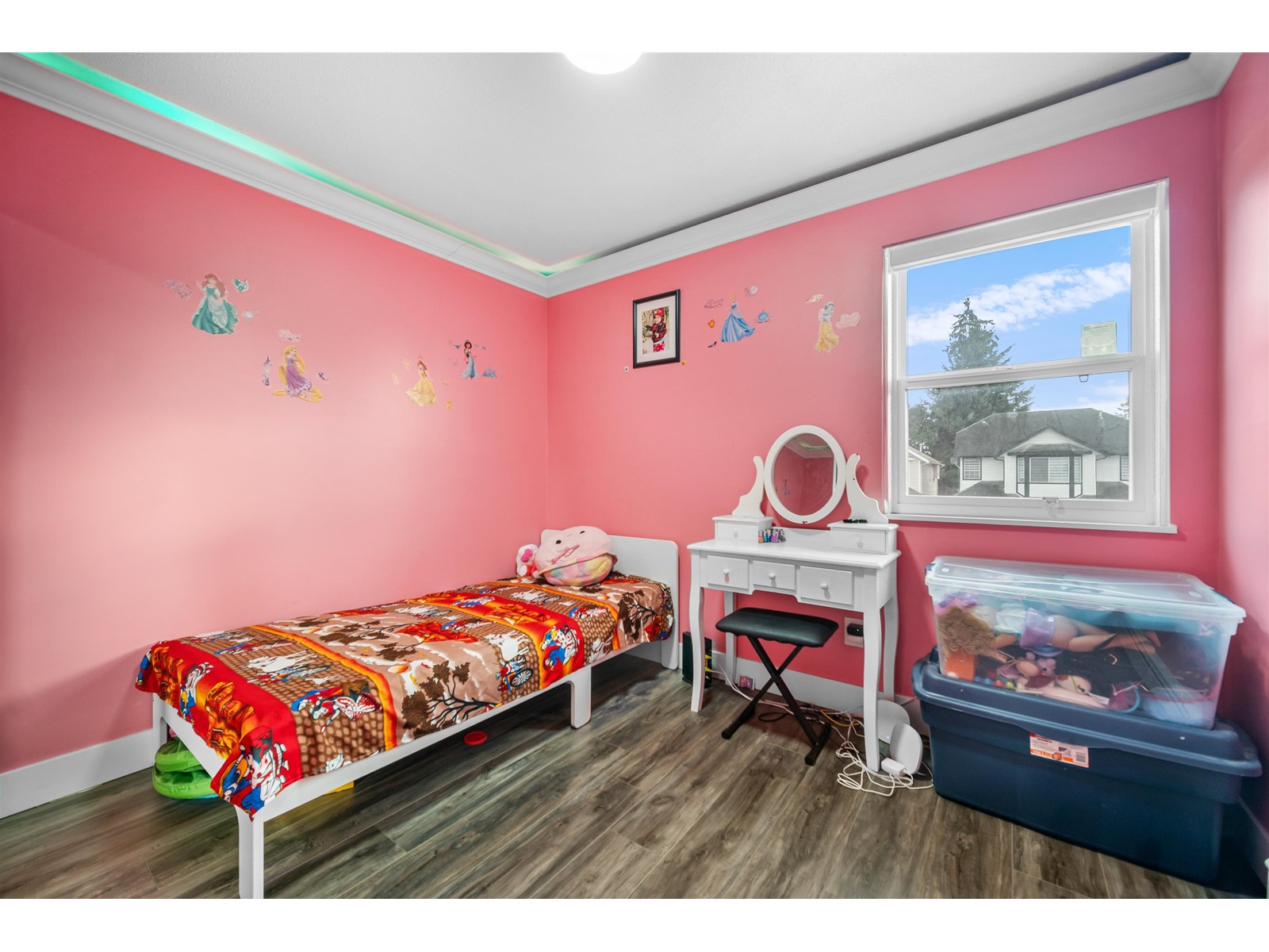 13249 81a Avenue, Surrey, British Columbia  V3W 8Z2 - Photo 4 - R2973306