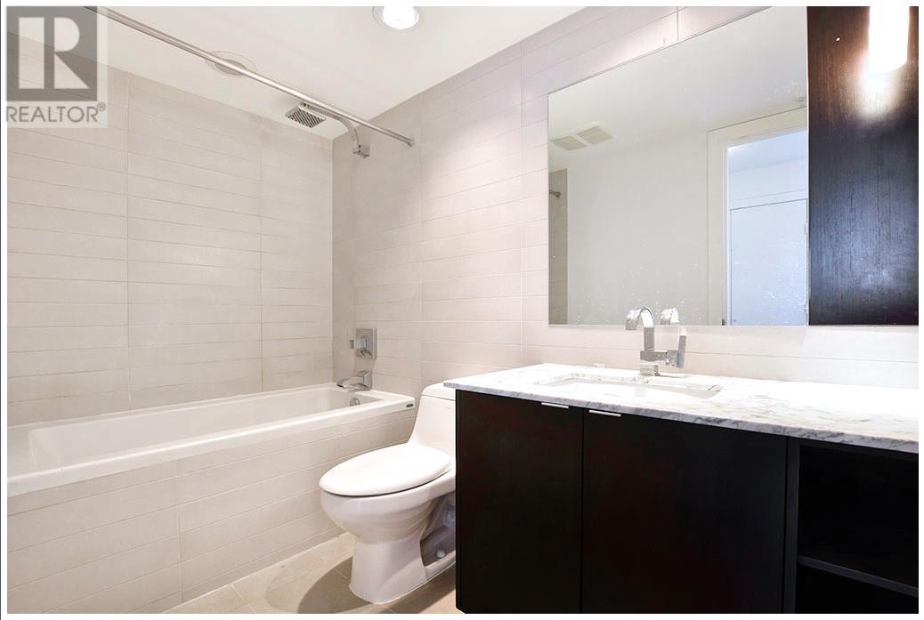 Listing Picture 15 of 36 : 1908 7325 ARCOLA STREET, Burnaby / 本拿比 - 魯藝地產 Yvonne Lu Group - MLS Medallion Club Member