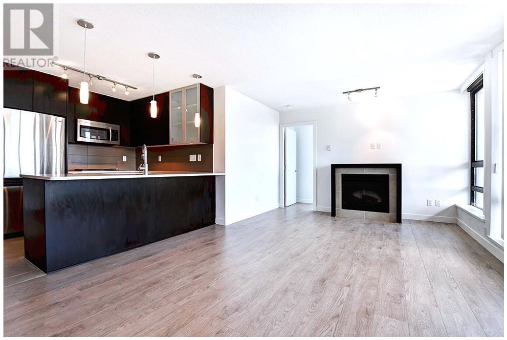 Listing Picture 4 of 36 : 1908 7325 ARCOLA STREET, Burnaby / 本拿比 - 魯藝地產 Yvonne Lu Group - MLS Medallion Club Member