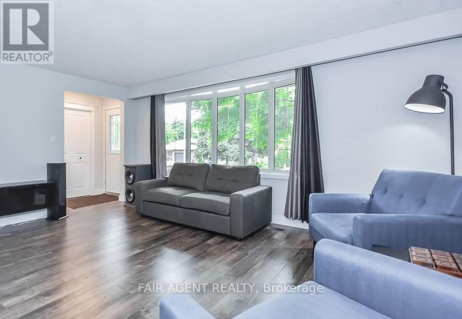 Property at 6 LAMBERT CRESCENT image 3