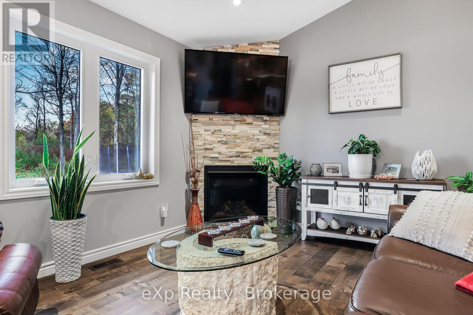 135 Confederation Drive, Chatsworth, Ontario  N0H 1R0 - Photo 13 - X12001078