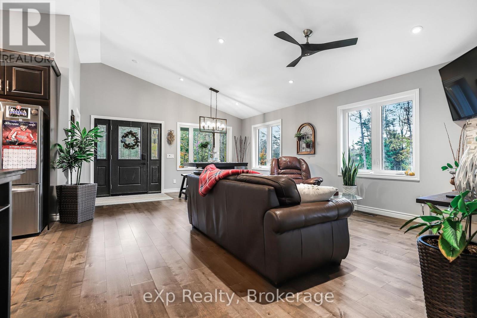 135 Confederation Drive, Chatsworth, Ontario  N0H 1R0 - Photo 14 - X12001078