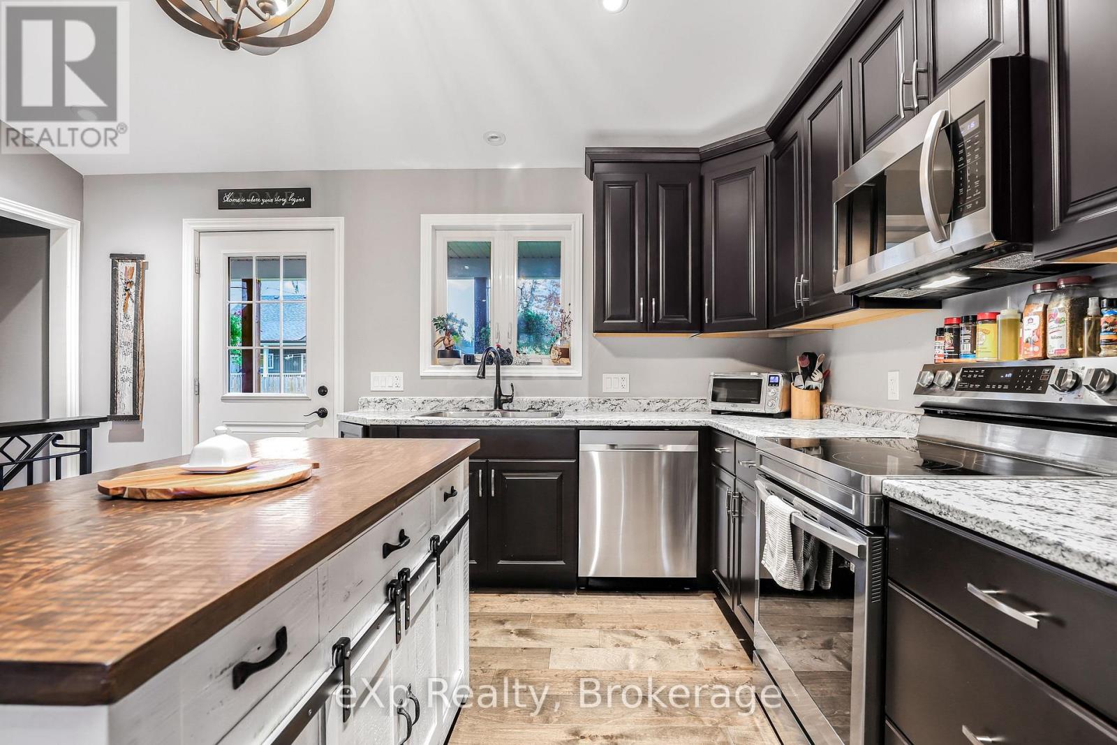 135 Confederation Drive, Chatsworth, Ontario  N0H 1R0 - Photo 19 - X12001078