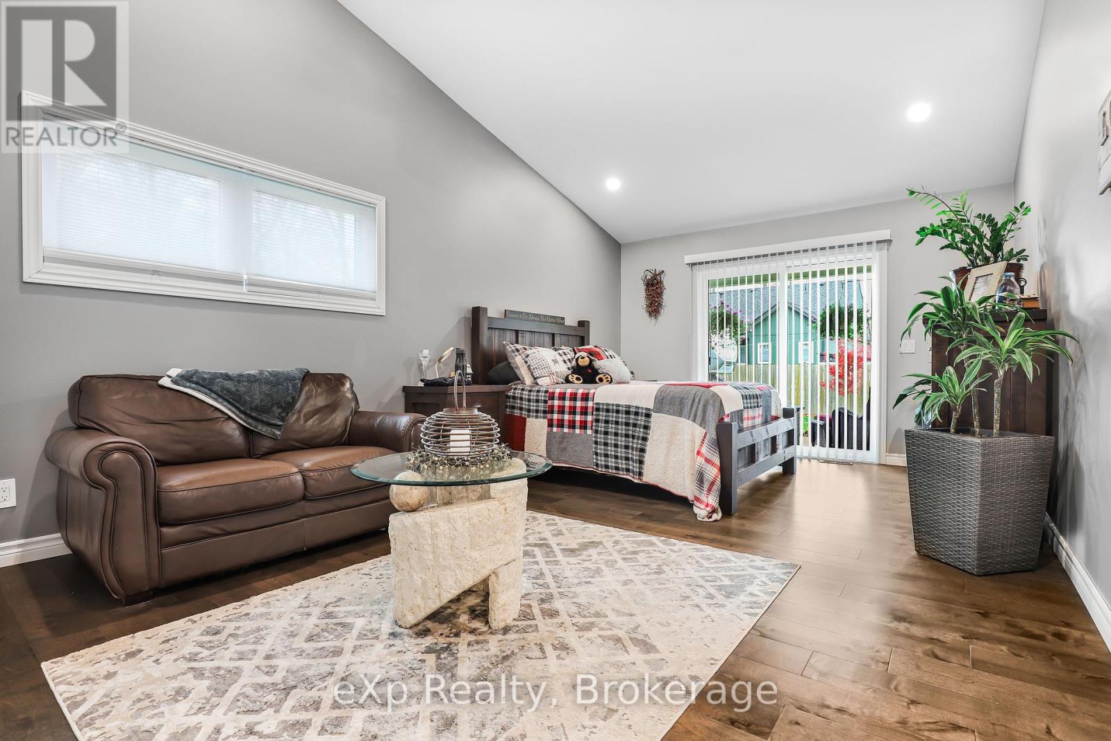 135 Confederation Drive, Chatsworth, Ontario  N0H 1R0 - Photo 22 - X12001078