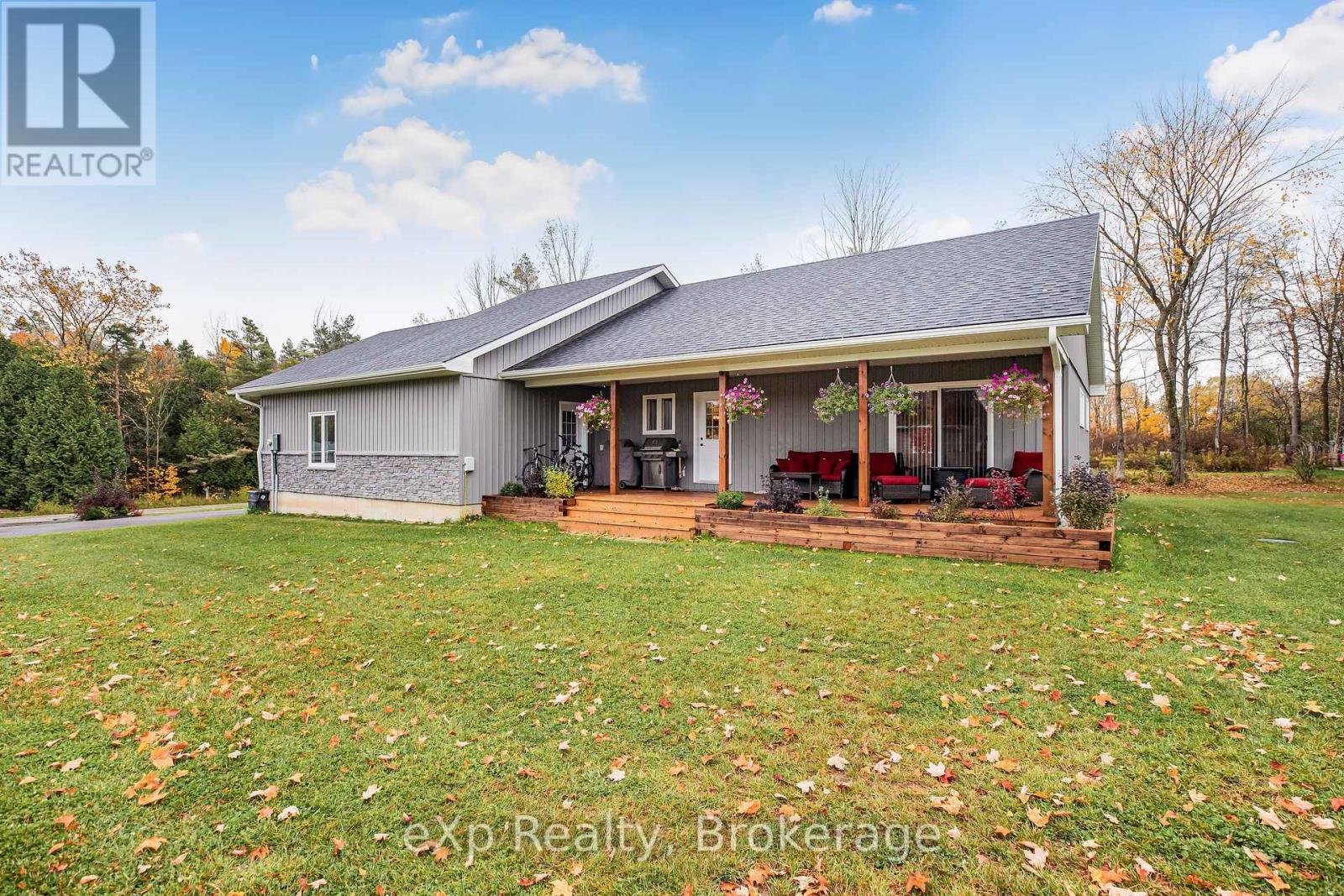 135 Confederation Drive, Chatsworth, Ontario  N0H 1R0 - Photo 5 - X12001078