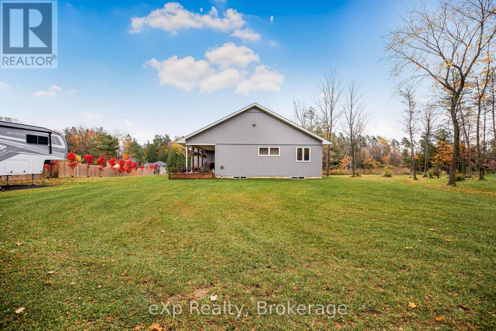 135 Confederation Drive, Chatsworth, Ontario  N0H 1R0 - Photo 6 - X12001078