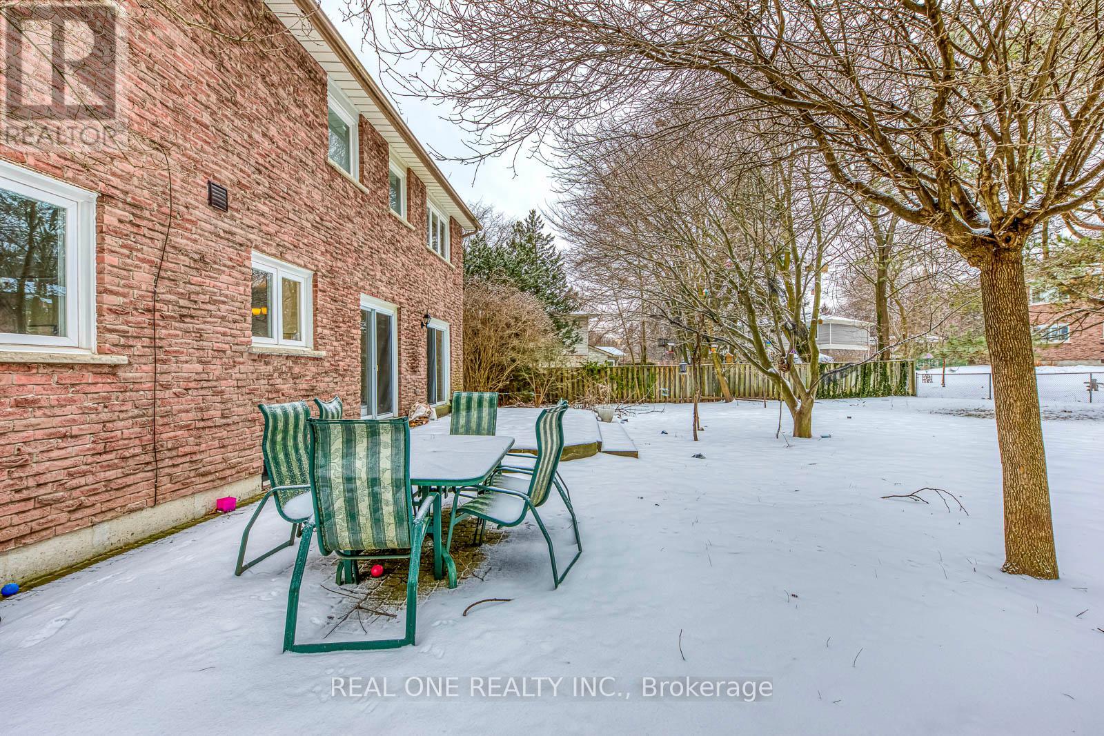 153 Cavendish Court, Oakville (Mo Morrison), Ontario  L6J 5S3 - Photo 46 - W12001077
