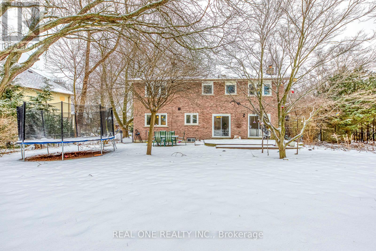 153 Cavendish Court, Oakville (Mo Morrison), Ontario  L6J 5S3 - Photo 49 - W12001077