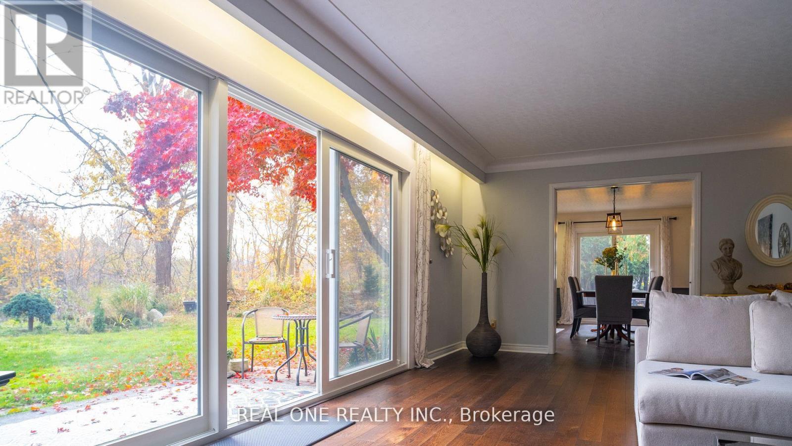 Photo 9 of 40 for 1476 Corley Drive