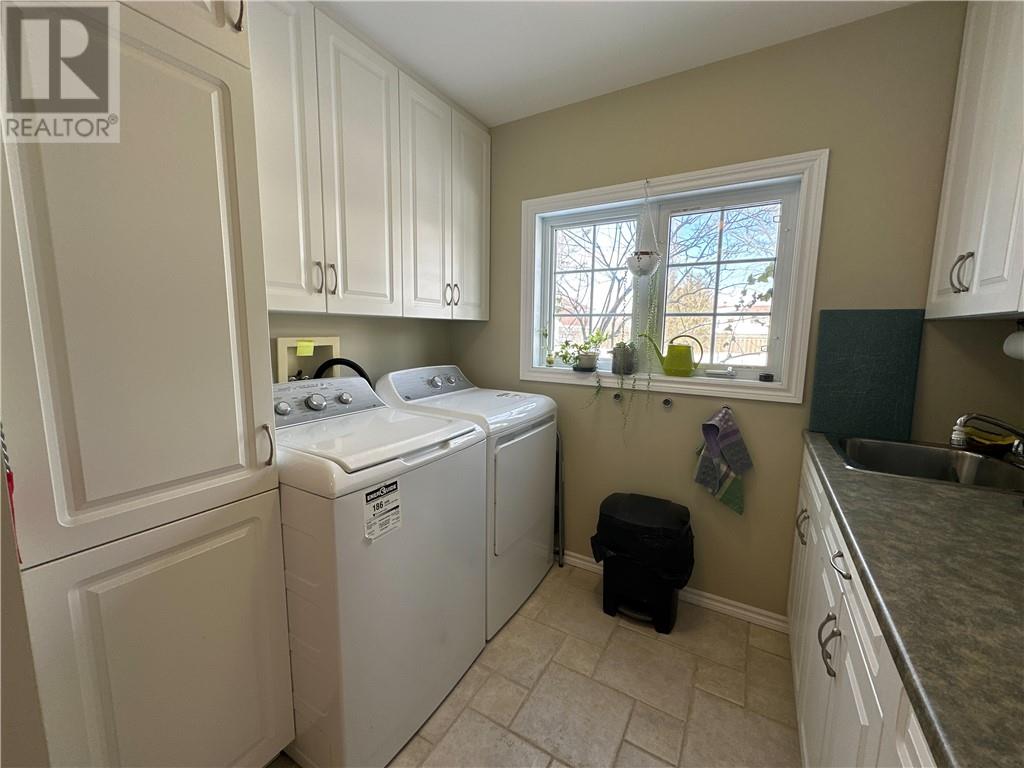 78 Meredith Street W, Little Current, Ontario  P0P 1K0 - Photo 46 - 2121039