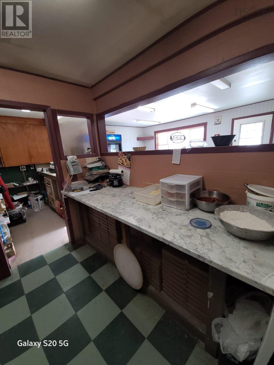 2862b Highway 2, Shubenacadie, Nova Scotia  B0N 2H0 - Photo 13 - 202504116