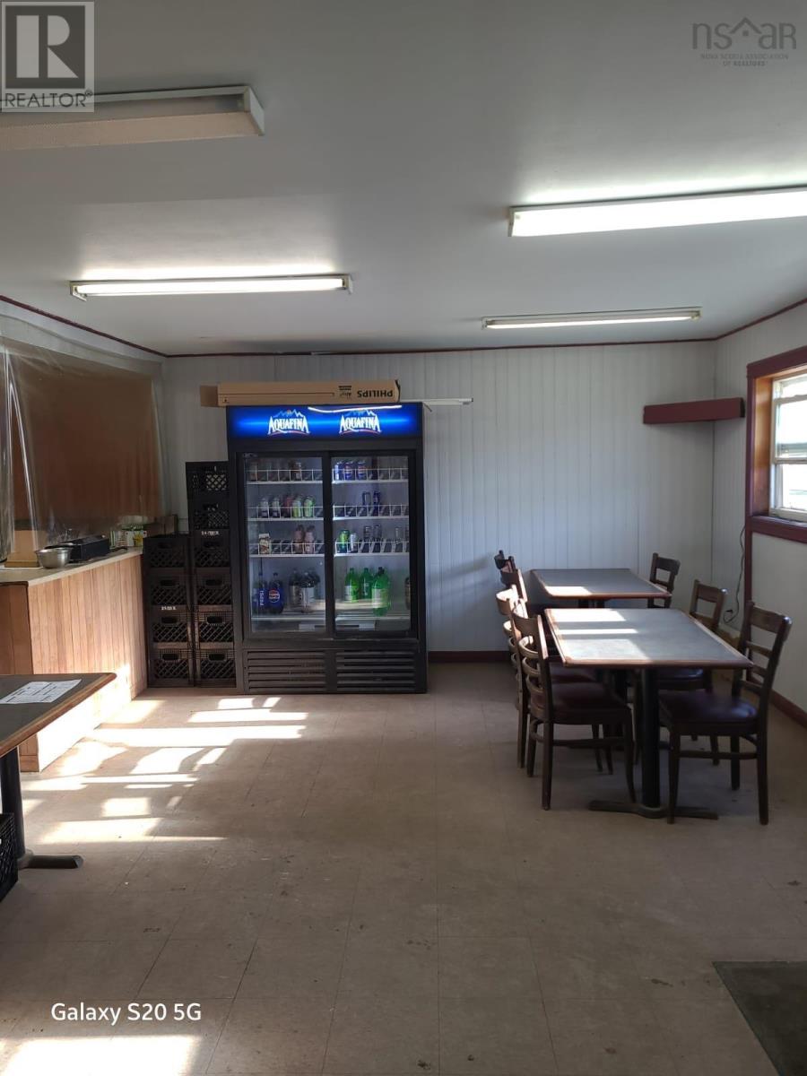 2862b Highway 2, Shubenacadie, Nova Scotia  B0N 2H0 - Photo 17 - 202504116