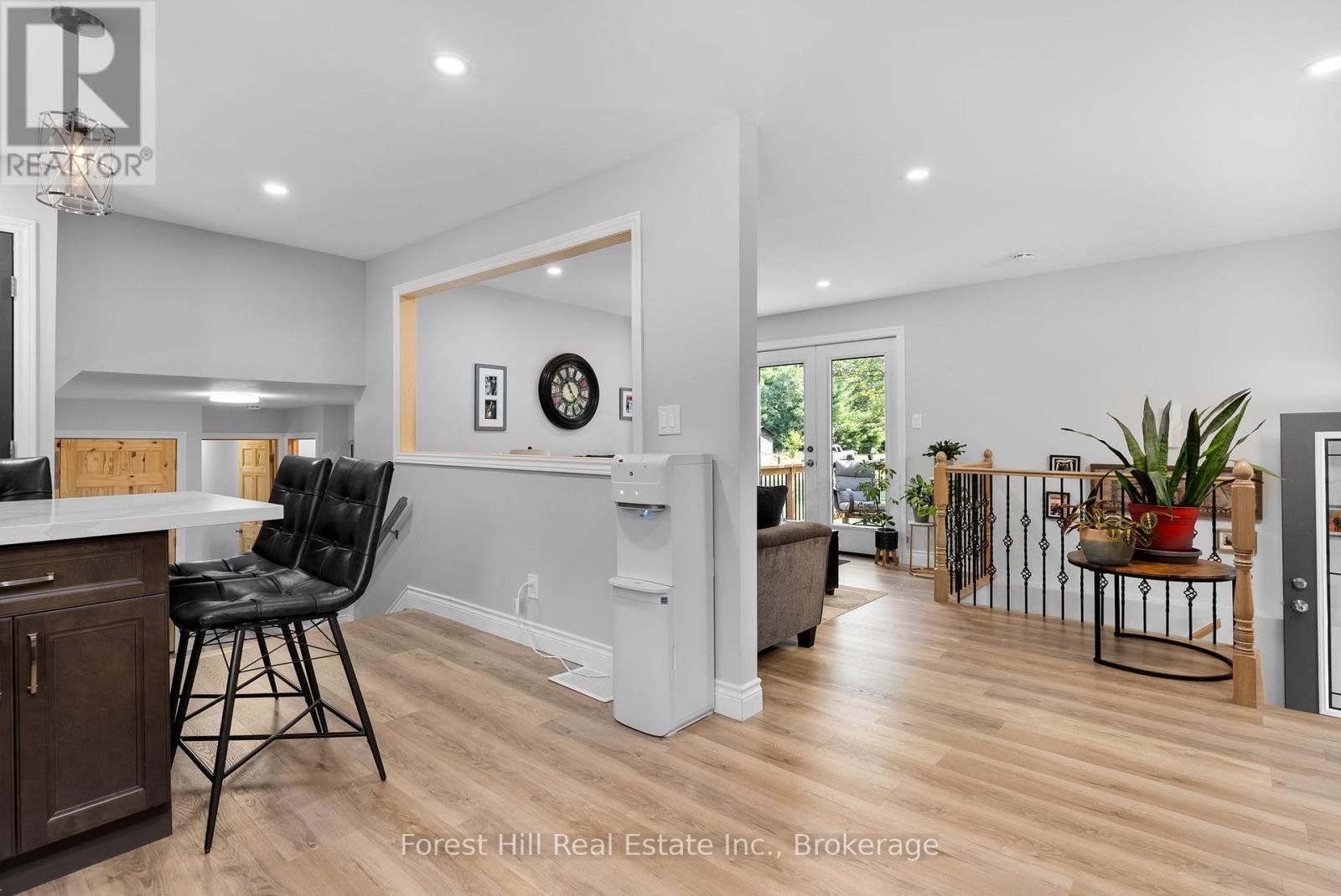 1190 Winhara Road, Gravenhurst, Ontario  P1P 1R1 - Photo 12 - X12001147