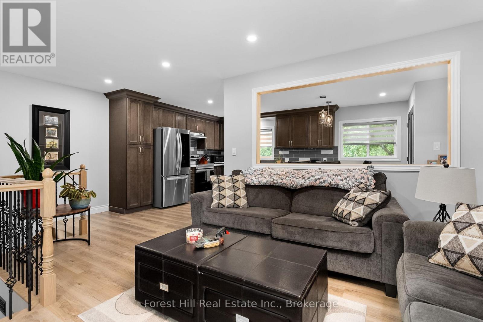 1190 Winhara Road, Gravenhurst, Ontario  P1P 1R1 - Photo 14 - X12001147