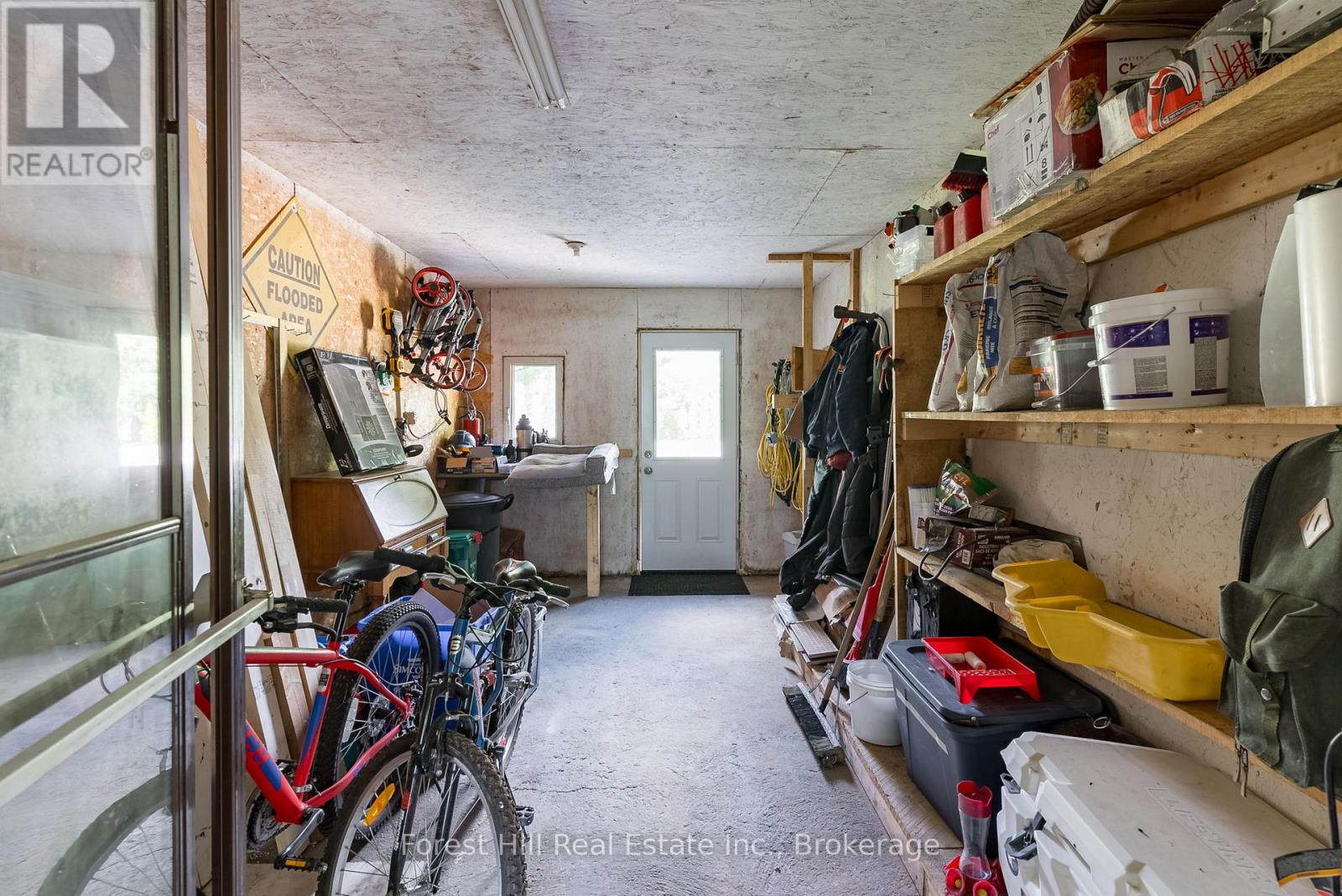 1190 Winhara Road, Gravenhurst, Ontario  P1P 1R1 - Photo 47 - X12001147