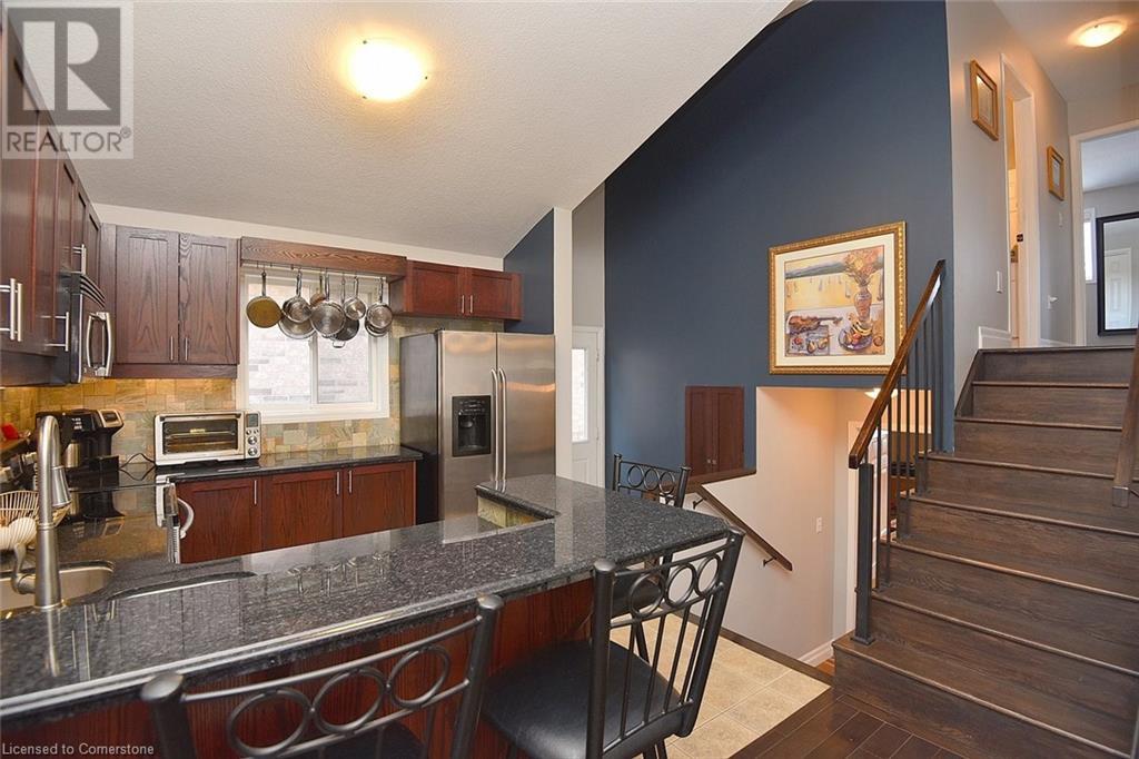 552 Southridge Drive, Hamilton, Ontario  L9C 7V4 - Photo 11 - 40703116