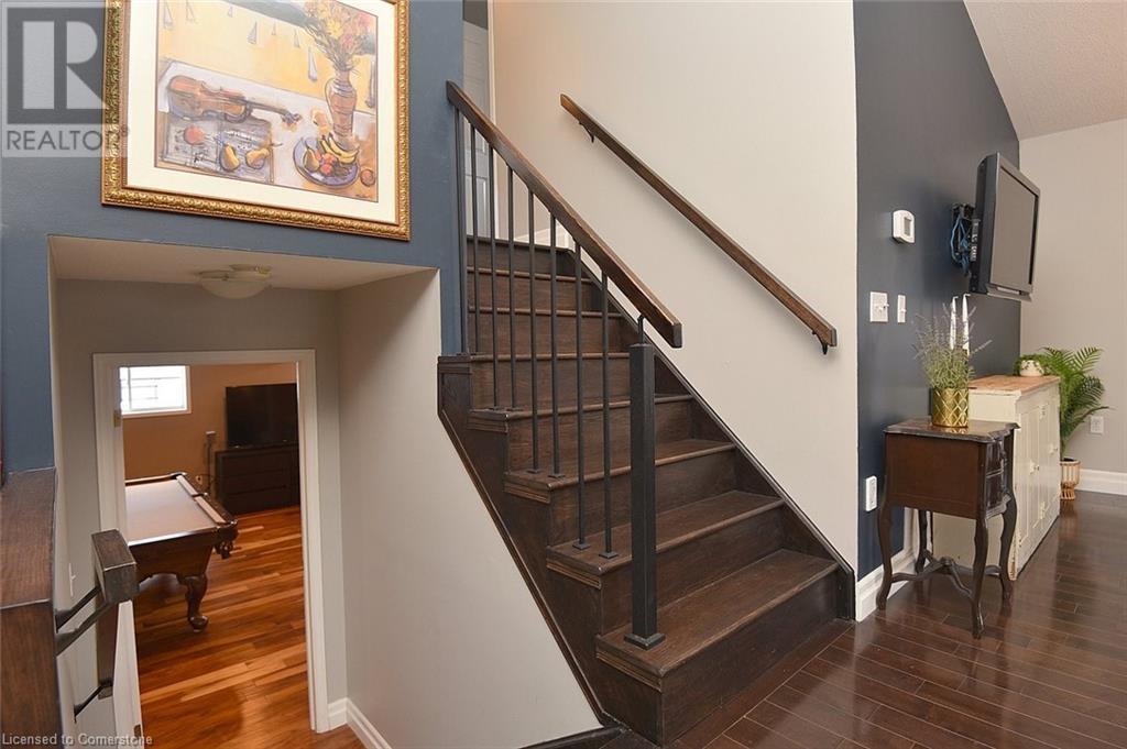 552 Southridge Drive, Hamilton, Ontario  L9C 7V4 - Photo 13 - 40703116