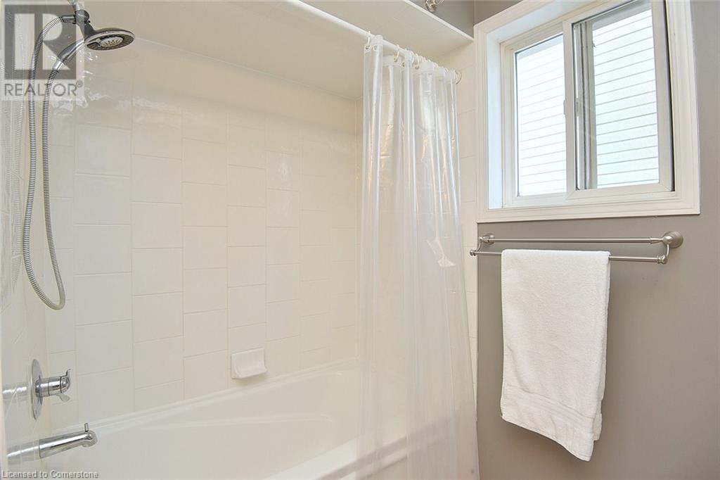 552 Southridge Drive, Hamilton, Ontario  L9C 7V4 - Photo 20 - 40703116