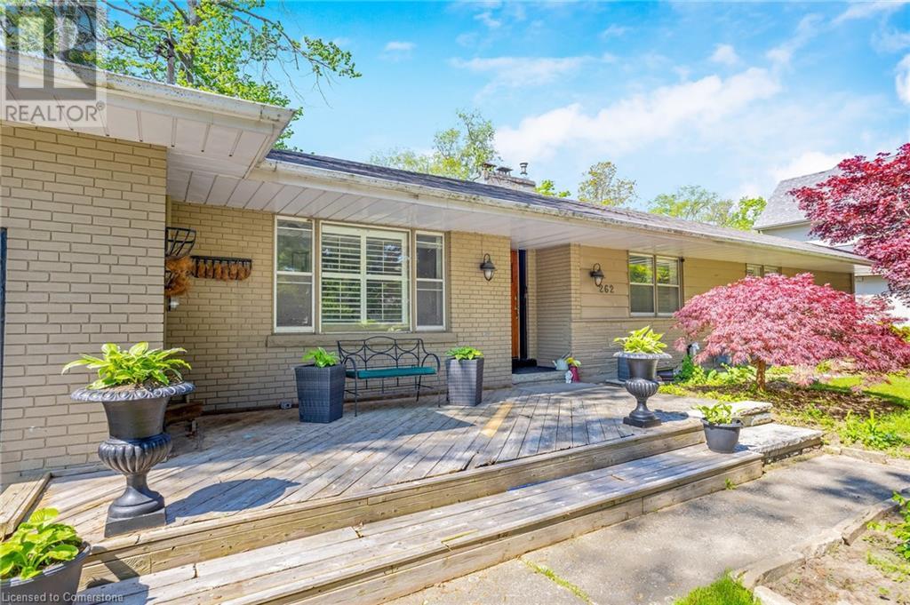 Property at 262 ALSCOT Crescent image 5