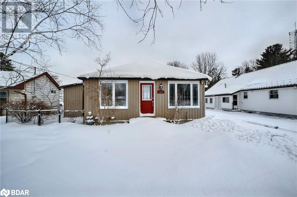 125 King Street, Angus, Ontario  L0M 1B0 - Photo 2 - 40702226