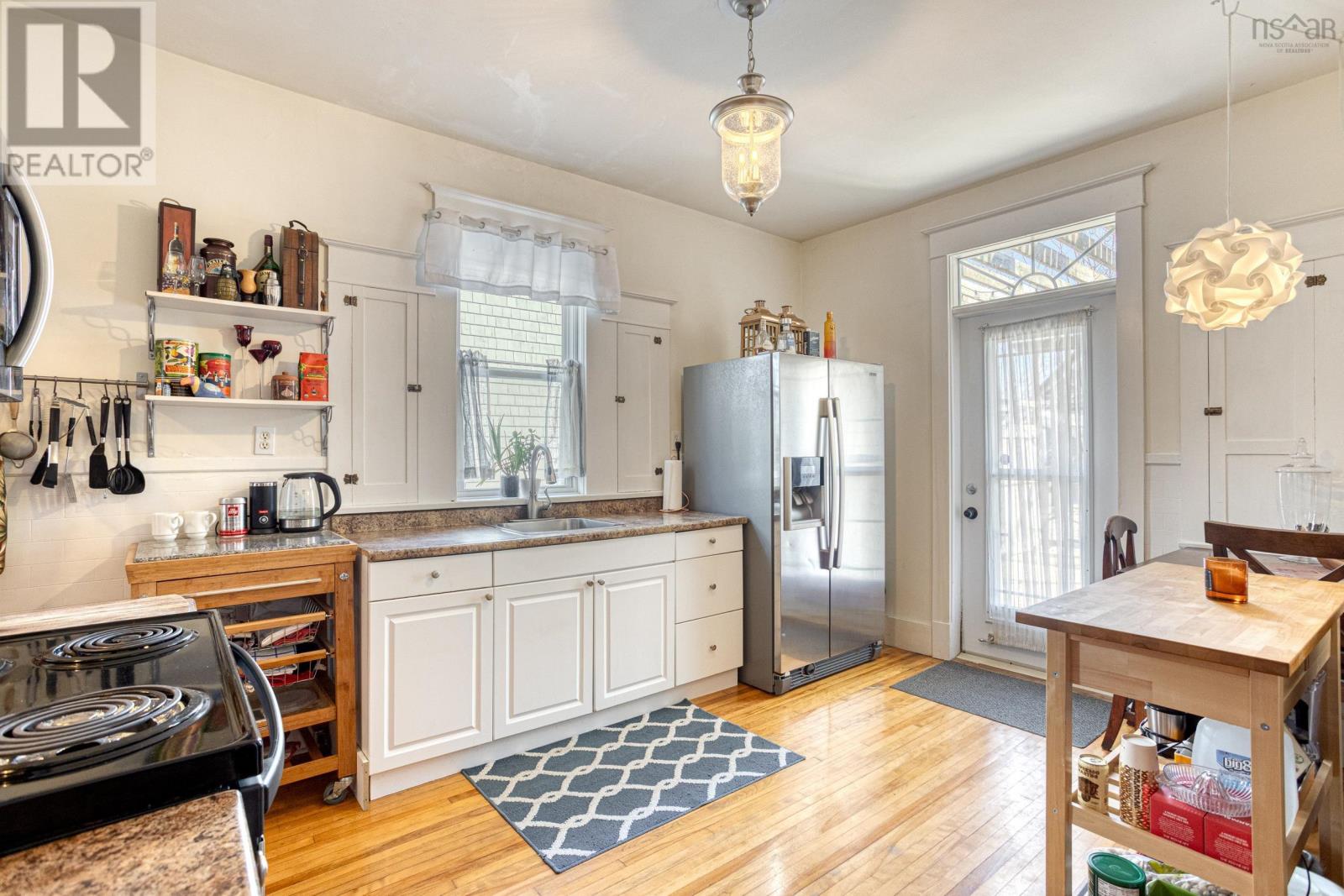 6030/6032 Cherry Street, Halifax, Nova Scotia  B3H 2K3 - Photo 11 - 202504132