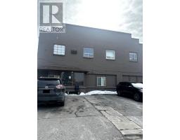 8 - 3 PARNELL AVENUE, Toronto, Ontario