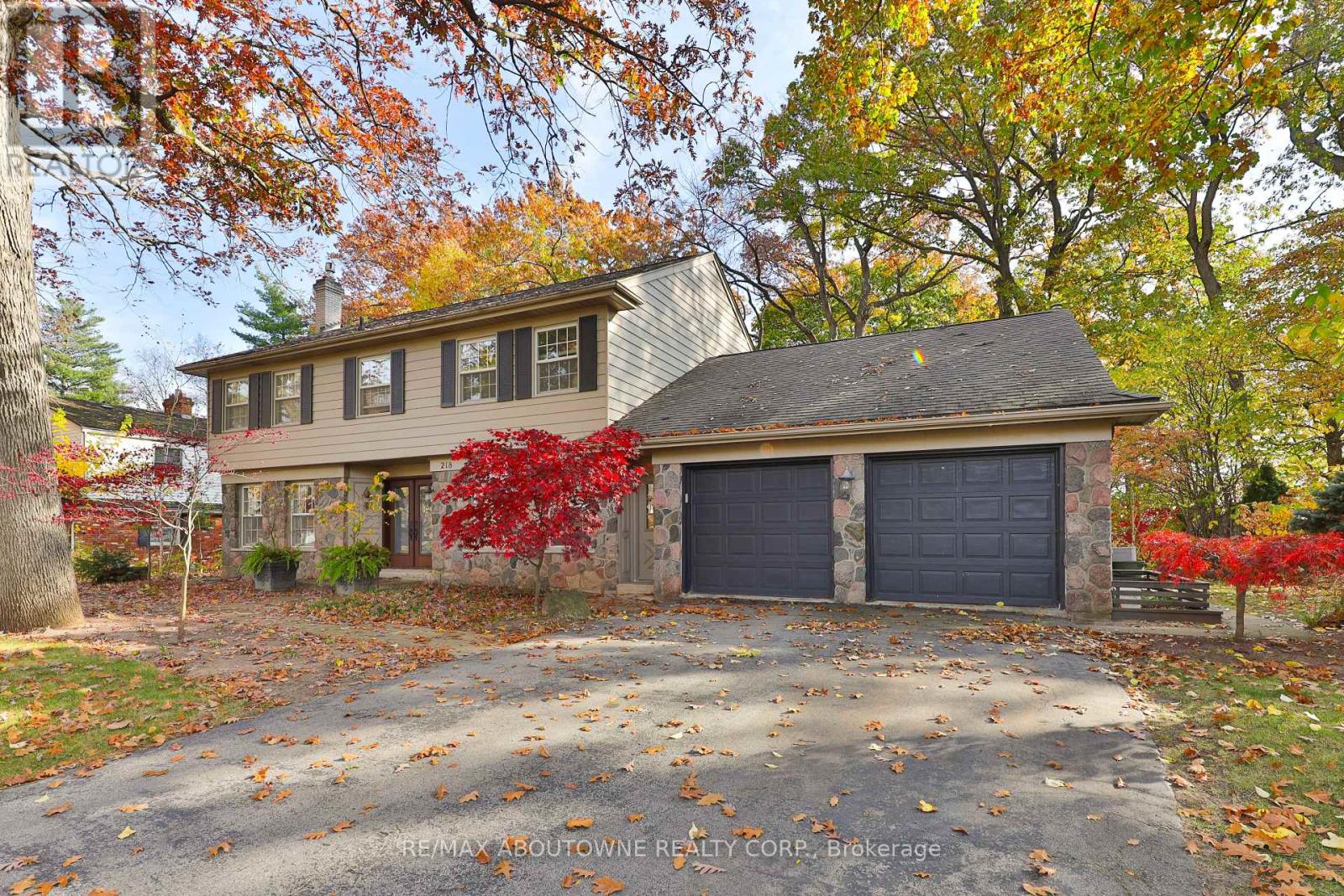 Property at 218 NORTH SHORE BOULEVARD W image 1