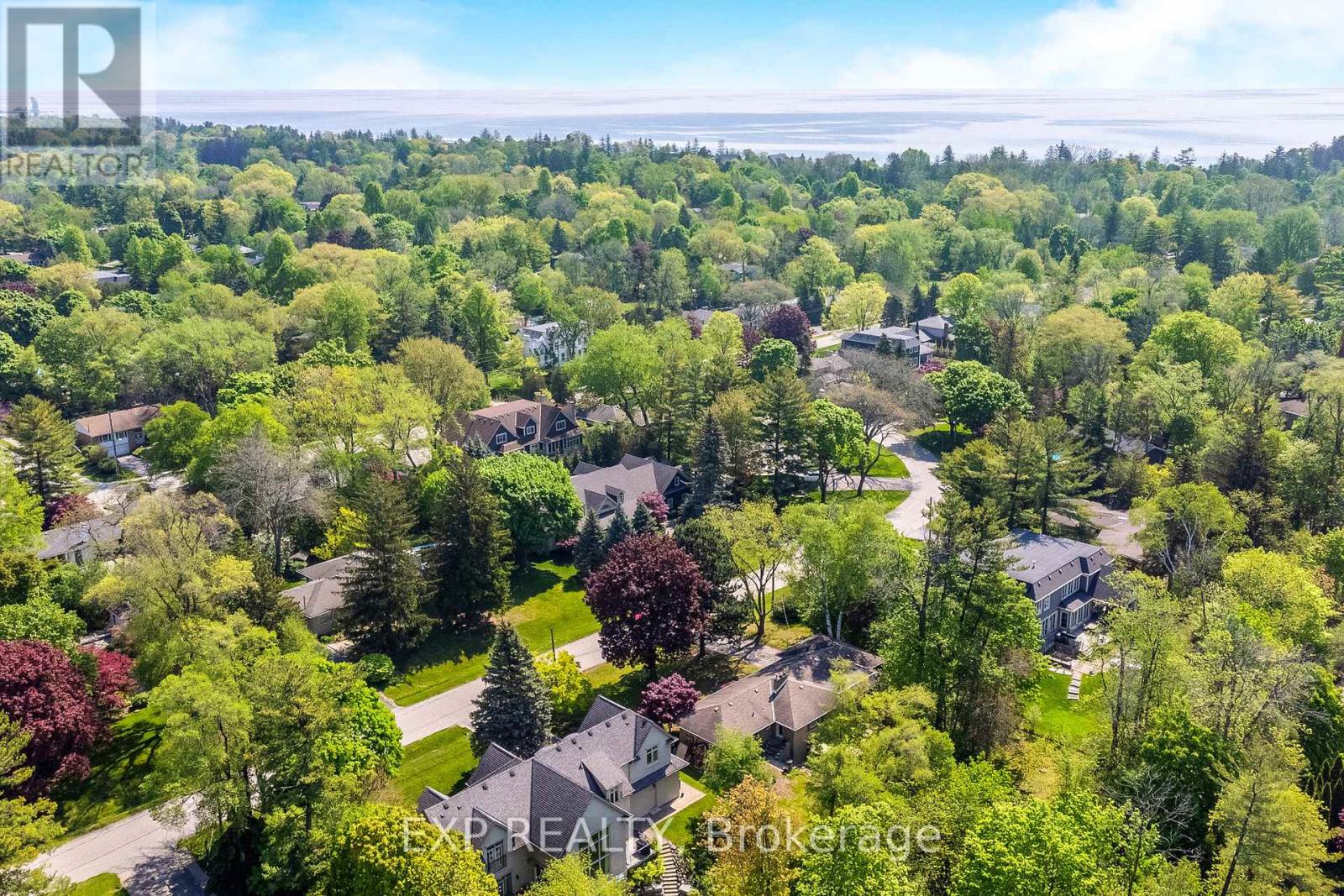 Property at 262 ALSCOT CRESCENT image 1