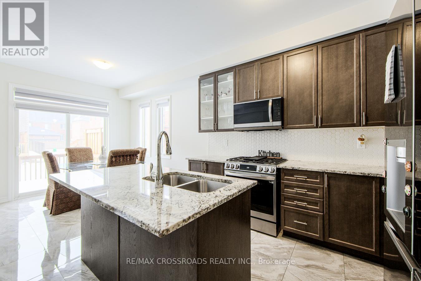 2 Hough Lane, Ajax, Ontario  L1T 0P9 - Photo 16 - E11997195