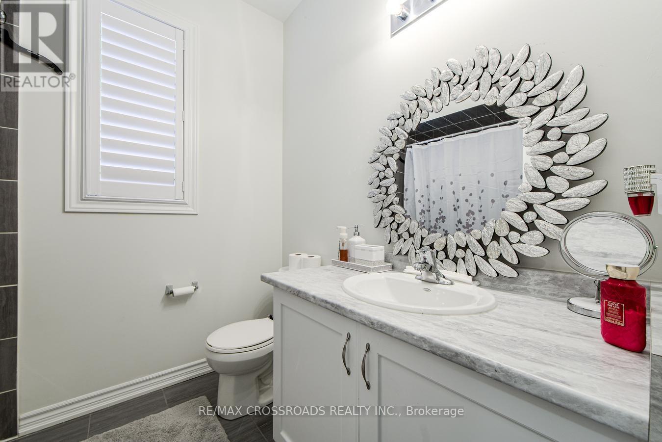 2 Hough Lane, Ajax, Ontario  L1T 0P9 - Photo 34 - E11997195
